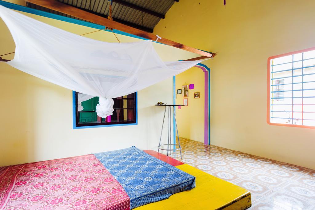 Апартаменты The Hoi An Hippie House Экстерьер фото